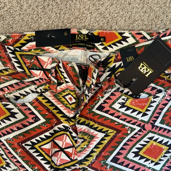 Lucky & Blessed Boho Hippie Cowboy Aztec Print Pants Fray - Picture 3 of 4